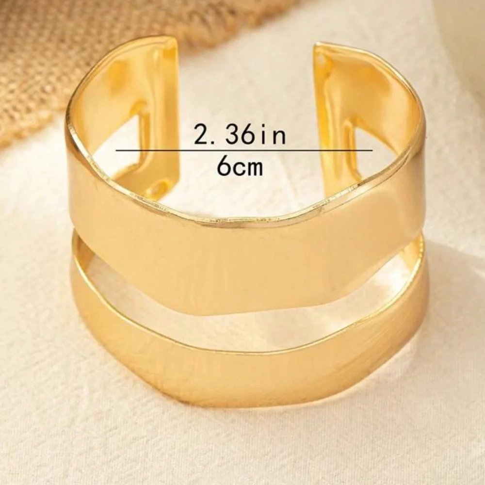 Chic Gold Cuff Bracelet